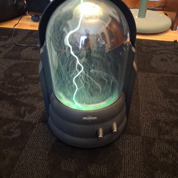 Black Plasma Ball Lamp - Picture 1 of 8